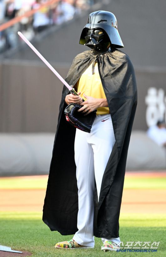 12일 대전 한화생명볼파크에서 열린 2025 KBO 올스타전, 나눔올스타 한화 폰세가 퍼포먼스를 선보이고 있다. 대전=허상욱 기자wook@sportschosun.com/2025.07.12/