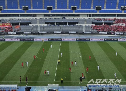 15일 중국-홍콩 경기 장면. 사진(용인)=윤진만 기자yoonjinman@sportschosun.com