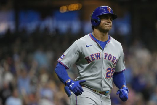 후안 소토가 지난 10일(한국시각) 밀워키전에서 5회 솔로홈런을 날린 뒤 베이스를 돌고 있다. AP연합뉴스