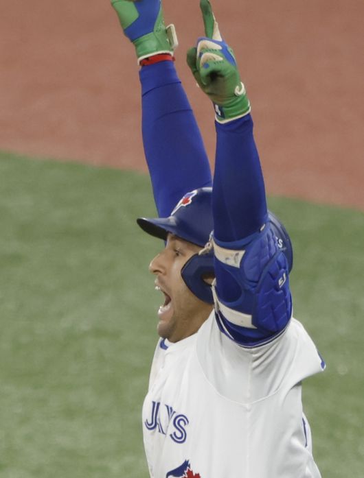 월드시리즈행 홈런을 친 토론토 블루제이스 조지 스프링어. UPI연합뉴스