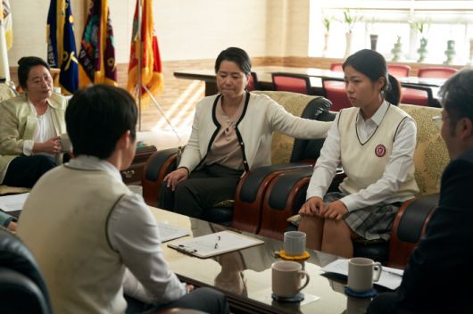 영화 '세계의 주인' 스틸. 사진 제공=㈜바른손이앤에이