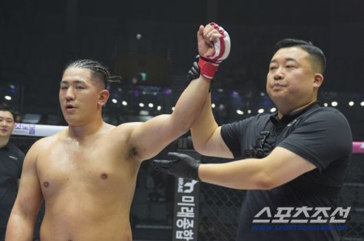 타이세이가 배동현에게 판정승을 했다. 사진제공=로드FC