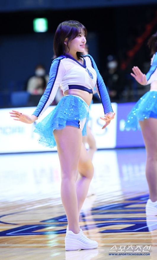 9일 고양 소노 아레나에서 열린 프로농구 고양 소노와 안양 정관장의 경기. 소노 박소영 치어리더가 멋진 무대를 선보이고 있다. 고양=박재만 기자 pjm@sportschosun.com/2025.12.09/