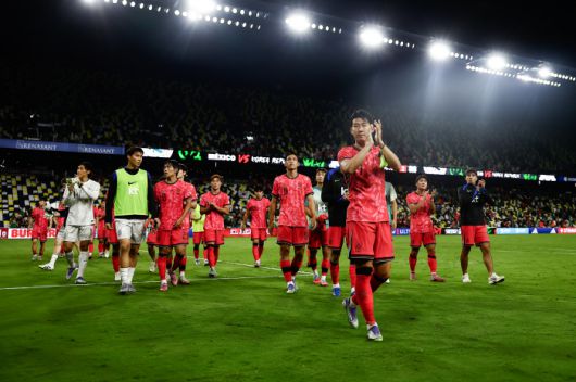 지오디스 파크/ 2026 북중미 월드컵 대비 소집/ 남자A대표팀/ 한국v멕시코/ 미국원정/ 경기끝/ 무승부/ 인사/ 손흥민, 단체/ 사진 김정욱