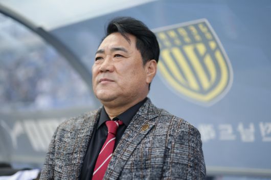 수원월드컵경기장/ K리그2/ 수원삼성블루윙즈 vs 전남드래곤즈/ 전남 김현석 감독/ 사진 정재훈