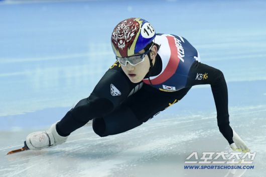 2026년 신년을 맞아 충북 진천 국가대표선수촌 훈련을 공개했다. 빙상 훈련을 하고 있는 밀라노코르티나 동계올림픽 쇼트트랙 대표팀 임종언. 진천=송정헌 기자songs@sportschosun.com/2025.12.23/