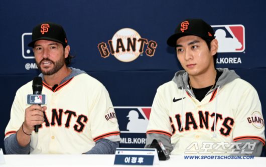 미국 메이저리그 샌프란시스코 자이언츠 이정후가 7일 이천 LG챔피언스파크에서 열린 미디어데이에서 기자회견을 가졌다. 이날 기자회견에는 래리 베어 CEO, 버스터 포지 사장, 토니 비텔로 감독, 윌리 아다메스가 함께했다. 인사말을 하는 토니 비텔로 감독의 모습. 이천=허상욱 기자wook@sportschosun.com/2026.01.07/