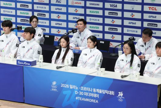 답변하는 유승민 대한체육회장<저작권자(c) 연합뉴스, 무단 전재-재배포, AI 학습 및 활용 금지>