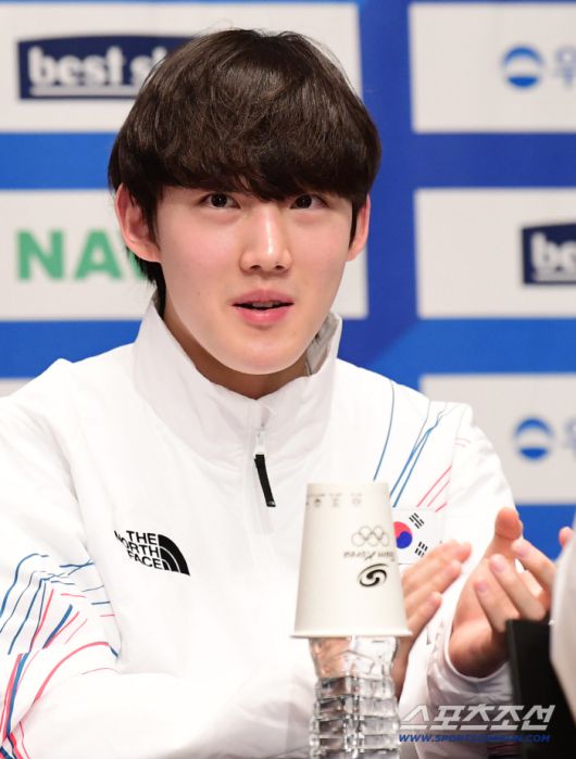 7일 오후 진천선수촌에서 2026밀라노-코르티나 동계올림픽 D-30 미디어데이 행사가 열렸다. 질문에 답하고 있는 쇼트트랙 임종언. 진천=송정헌 기자songs@sportschosun.com/2026.01.07/