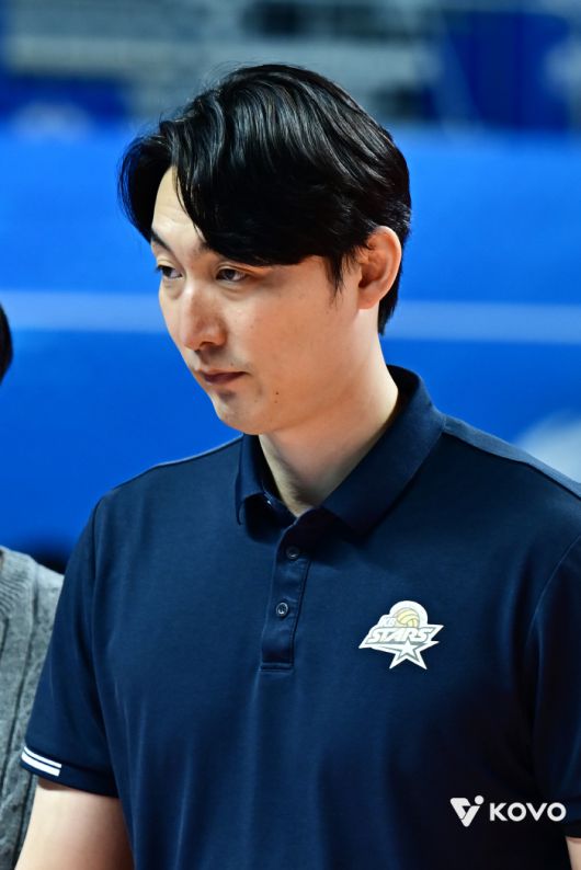 11일 우리카드전의 하현용 KB손보 감독대행. 사진제공=KOVO