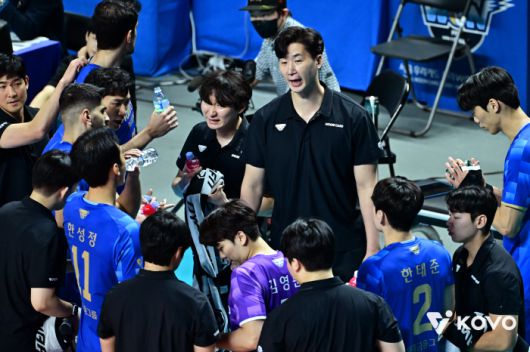 우리카드 박철우 감독대행 타임아웃