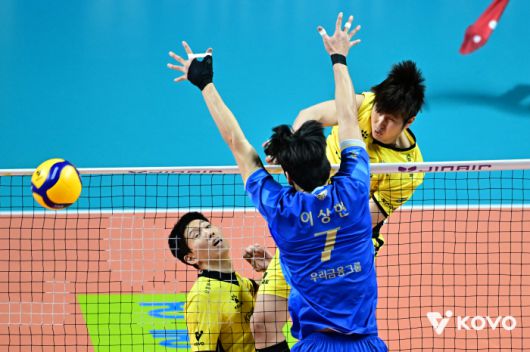 KB 박상하 스파이크