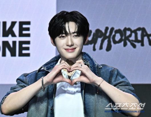 12일 서울 한남동 블루스퀘어에서 보이 그룹 '알파드라이브원' 데뷔 쇼케이스가 열렸다. 포즈를 취하고 있는 알파드라이브원 멤버 상현. 한남동=송정헌 기자songs@sportschosun.com/2026.01.12/