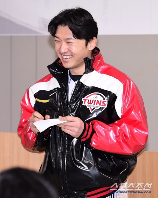 6일 오후 잠실야구장에서 프로야구 LG 트윈스 신년회가 열렸다. 올 시즌 각오를 밝히고 있는 LG 트윈스 박해민. 잠실=송정헌 기자songs@sportschosun.com/2026.01.06/