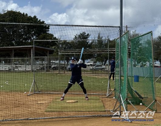 사이판 캠프에서 타격 훈련하는 김혜성. 사진=나유리 기자