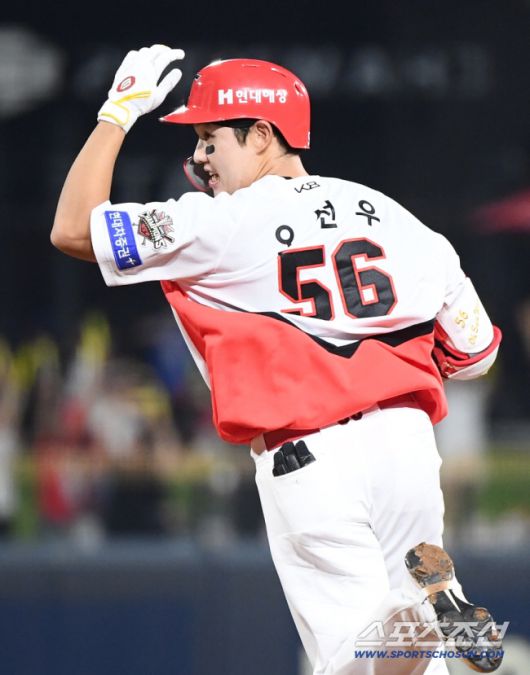 23일 광주 기아 챔피언스필드에서 열린 LG-KIA전. 7회말 2사 1, 2루 오선우가 스리런포를 친 후 환호하고 있다. 광주=정재근 기자 cjg@sportschosun.com/2025.7.23/