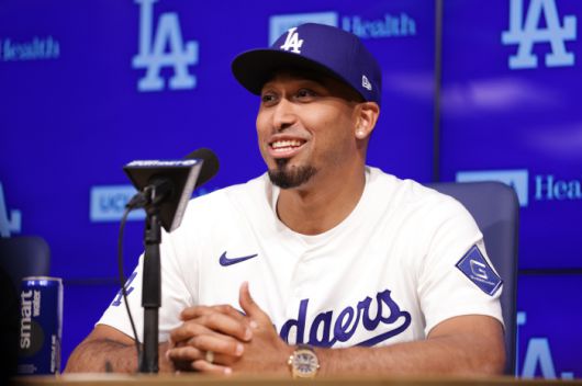 Edwin Diaz speaks during his introduction as a new member of the Los Angeles Dodgers baseball team Friday, Dec. 12, 2025, in Los Angeles. (AP Photo/Ethan Swope)        <저작권자(c) 연합뉴스, 무단 전재-재배포, AI 학습 및 활용 금지>