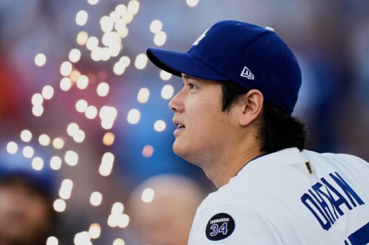 FILE - Los Angeles Dodgers' Shohei Ohtani is introduced before Game 3 of baseball's World Series against the Toronto Blue Jays, Monday, Oct. 27, 2025, in Los Angeles. (AP Photo/Brynn Anderson, File) FILE PHOTO        <저작권자(c) 연합뉴스, 무단 전재-재배포, AI 학습 및 활용 금지>