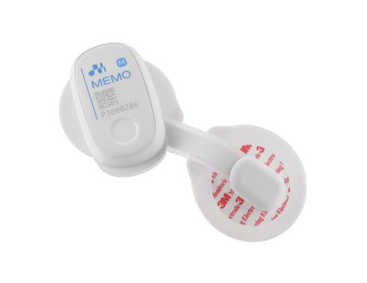 휴이노의 초경량 웨어러블 심전도 측정 기기 ‘메모 패치 M’. [사진=휴이노]