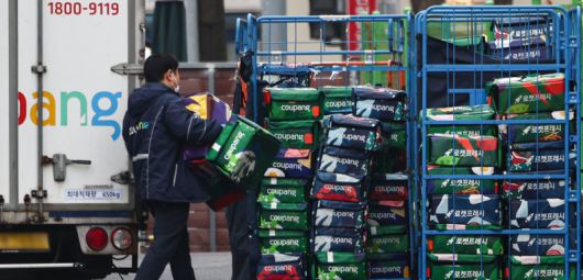 서울 시내 한 쿠팡물류센터[사진=뉴스1]