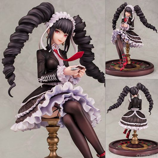 ▲ 고스로리를 좋아하는 초고교급 갬블러 세레스티아. 트윈테일에 고딕풍 드레스의 조형이 세밀하다. 하단 베이스는 카지노로 되어있어 갬블러임을 부각한다 (사진출처: 아미아미 홈페이지)