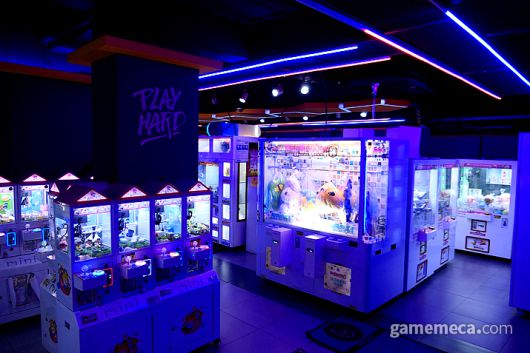 ▲ 홀로 떨어져 있어 쓸쓸함이 감도는 리플렉 비트 (사진: 게임메카 촬영)