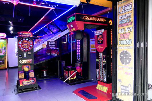 ▲ VR을 사용, 육중한 매력을 자랑하고 있는 게임들 (사진: 게임메카 촬영)