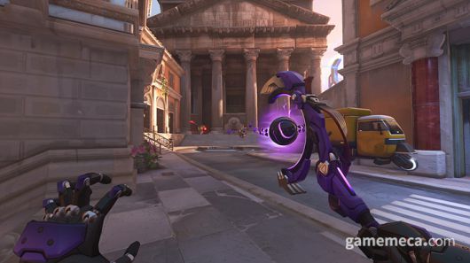 ▲ 기본 공격은 대미지는 약하지만 원거리 견제용으로는 쓸만하다 (사진: 게임메카 촬영);