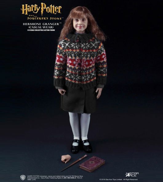 ▲ 주인공 3인방의 홍일점 멤버인 헤르미온느 그레이저, 1학년 시절인 '마법사의 돌' 모습으로, 귀엽고 천진난만한 표정이 돋보인다 (사진출처: AMIAMI 홈페이지)