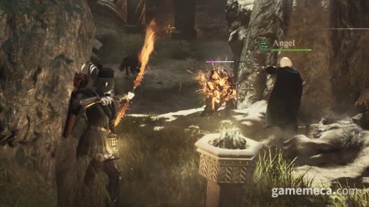 ▲ 지나치게 반복적으로 조우하는 늑대형 몬스터 (사진: 게임메카 촬영)