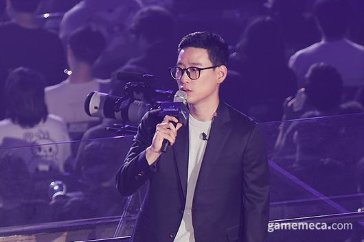 ▲ 정보를 발표 중인 메이플스토리 김창섭 총괄디렉터 (사진제공: 넥슨)