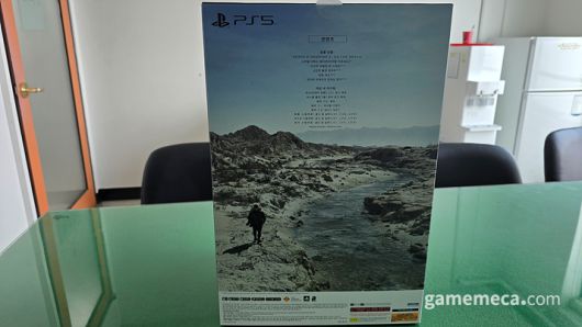 ▲ 컬렉터드 에디션 구성품 (사진: 게임메카 촬영)