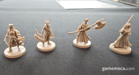 ▲ 주인공인 '헌터' 피규어 (사진: 게임메카 촬영)