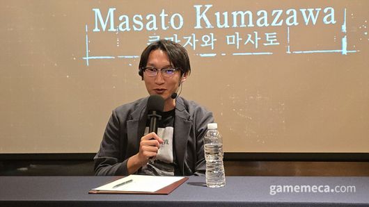 ▲ 질문에 답변 중인 쿠마자와 마사토 프로듀서 (사진: 게임메카 촬영)
