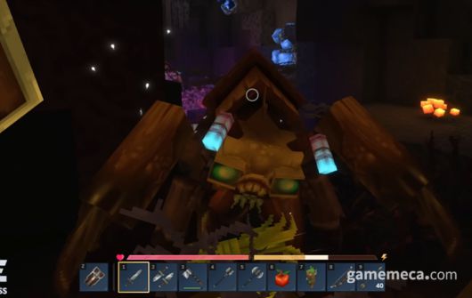 ▲ 대형 둔기의 강공격 (사진출처: 하이테일 공식 유튜브 영상 갈무리)