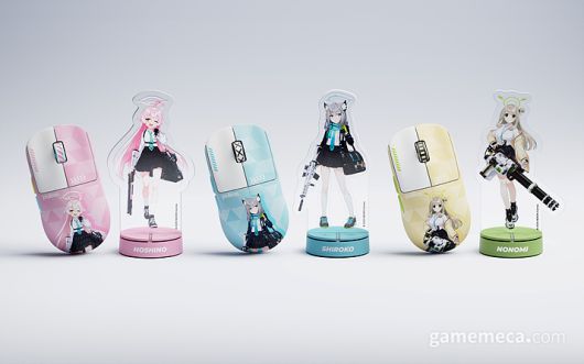 ▲ 동글에는 아크릴 스탠드도 장착할 수 있다 (사진제공: 에이플러스엑스)