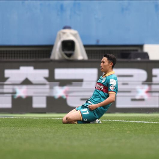 이진현이 2023 K리그1 대전 하나 시티즌 홈경기에서 울산 현대를 상대로 득점한 후 기뻐하고 있다. 사진=한국프로축구연맹 제공