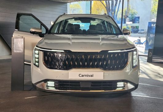 기아 카니발 전면부 [사진촬영=최기성 매경 디지털뉴스룸 기자]