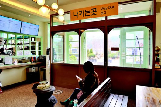 정선 나전역 카페. [사진 출처 = 한국관광공사]