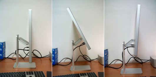 스튜디오 디스플레이의 높이·기울기를 다양하게 조절해 본 모습