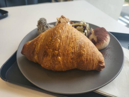 기름기 없고 담백한 크루아상/사진=강찬미 여행+기자