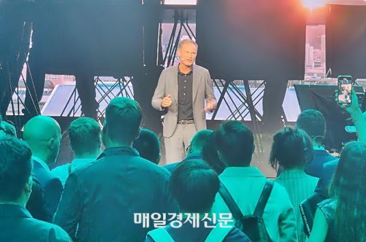 폭스바겐그룹이은 3일(현지시간) 저녁 해외 미디어를 대상으로 진행한 ‘그룹 미디어 나이트’ 에서 IAA모빌리티에 출품할 차량을 소개했다. [사진촬영=최기성 매경닷컴 기자]