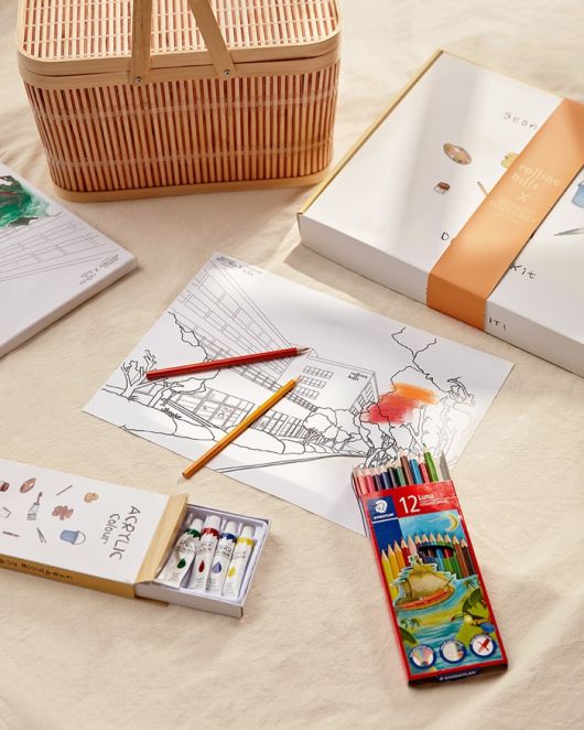 성수 미술관과 협업해 만든 드로잉 키트 / 사진=롤링힐스