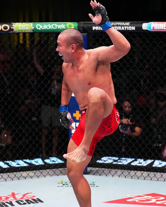 박준용이 UFC 8승을 거둔 기쁨을 만끽하고 있다. 사진=TKO