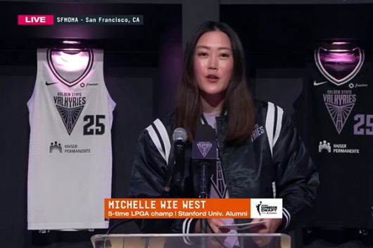 미셸 위가 WNBA 확장드래프트에 발표자로 등장했다. 사진= 방송 화면 캡처.