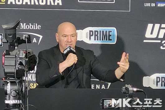 데이나 화이트 회장은 UFC 310 기자회견에서도 ZFN 2 라이브 시청과 Lookin’ for a Fight 원격 출연 및 선수 선발 진행을 얘기했다. 사진=김재호 특파원