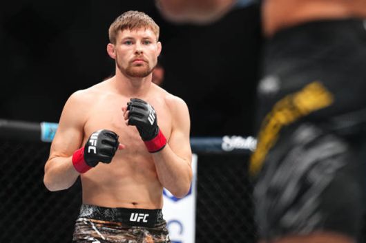 UFC 페더급 공식랭킹 13위 브라이스 미첼이 크론 그레이시를 상대하고 있다. 사진=TKO