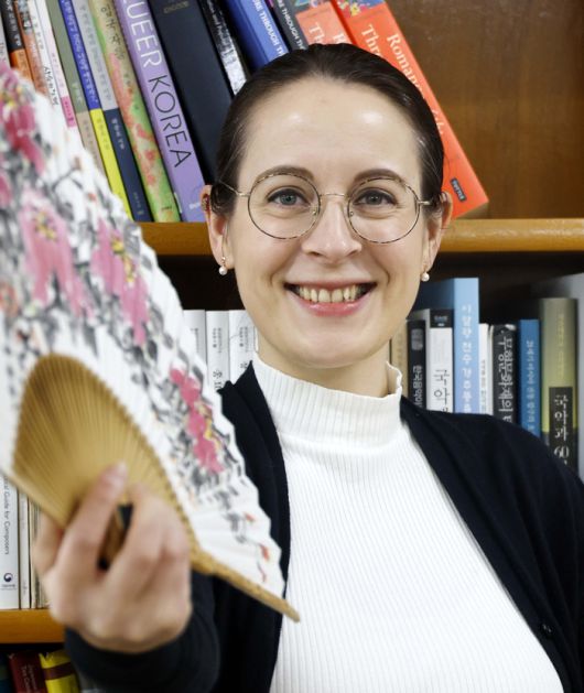 내달 1일 서울 국립국악원에서 판소리 공연에 나서는 안나 예이츠 서울대 국악과 교수. 김호영 기자