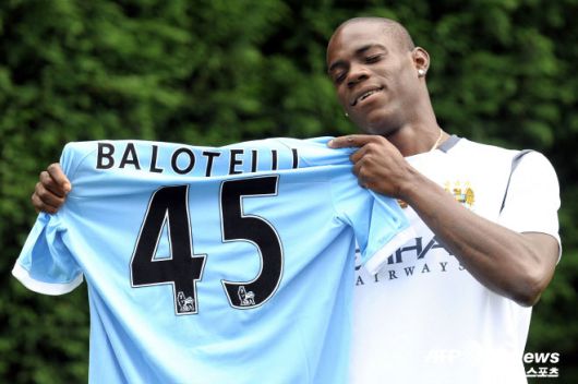 마리오 발로텔리는 한때 맨체스터 시티 주전 스트라이커였다. 사진=AFPBBNews=News1