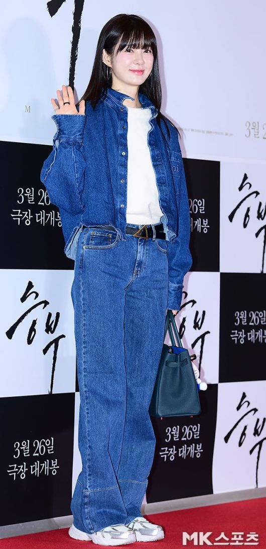 이요원은  꾸안꾸 스타일의 정석을 보여주었다.사진=김영구 기자